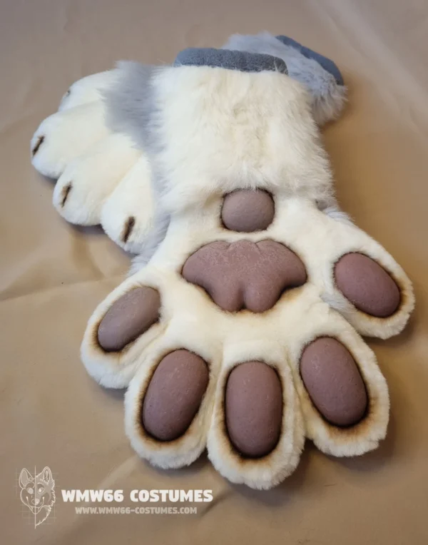New feline silicone paw pads for hands